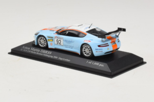 Aston Martin DBRS9 Gulf #92 T. Enge / Lechner VLN 250 Nurburgring 2008 Minichamps 1:43 400081392 Metal — zdjęcie 3 z 4
