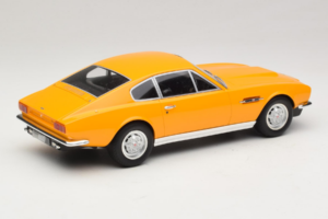 Aston Martin DBS Żółty GT Spirit 1:18 GT079 Żywica — zdjęcie 2 z 6