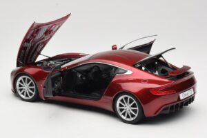 Aston Martin One-77 Diavolo Red AUTOart 1:18 70245 Metal — zdjęcie 5 z 8