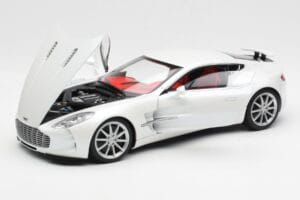 Aston Martin One-77 Morning Frost Biały AUTOart 1:18 70244 Metal — zdjęcie 2 z 8