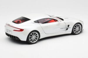 Aston Martin One-77 Morning Frost Biały AUTOart 1:18 70244 Metal — zdjęcie 3 z 8