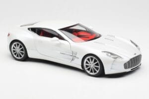 Aston Martin One-77 Morning Frost Biały AUTOart 1:18 70244 Metal — zdjęcie 6 z 8