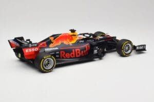 Aston Martin Red Bull Racing RB15 #33 M. Verstappen Winner Brazil GP 2019 Minichamps 1:18 110191933 Metal — zdjęcie 2 z 6