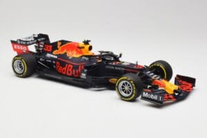 Aston Martin Red Bull Racing RB15 #33 M. Verstappen Winner Brazil GP 2019 Minichamps 1:18 110191933 Metal — zdjęcie 4 z 6