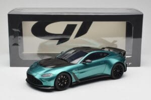 Aston Martin V12 Vantage Racing Green GT Spirit 1:18 GT922 Żywica — zdjęcie 6 z 6