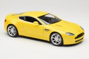Aston Martin V8 Vantage Żółty Hot Wheels 1:18 G7159 Metal — zdjęcie 6 z 8