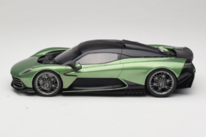 Aston Martin Valhalla Iridescent Emerald Green GT Spirit 1:18 GT558 Żywica — zdjęcie 3 z 6
