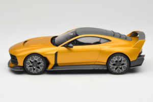Aston Martin Valiant Auric Gold Metallic GT Spirit 1:18 GT546 Żywica — zdjęcie 3 z 6