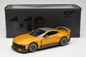 Aston Martin Valiant Auric Gold Metallic GT Spirit 1:18 GT546 Żywica — zdjęcie 6 z 6