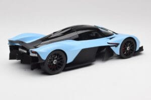 Aston Martin Valkyrie Racing Niebieski GT Spirit 1:18 GT915 Żywica — zdjęcie 2 z 6