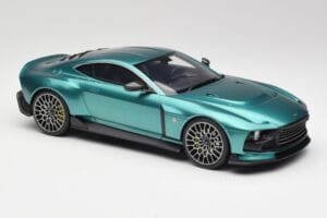 Aston Martin Valour Racing Green GT Spirit 1:18 GT480 Żywica — zdjęcie 4 z 6