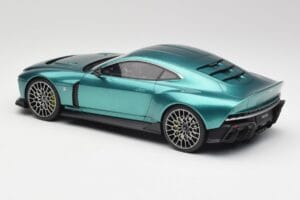 Aston Martin Valour Racing Green GT Spirit 1:18 GT480 Żywica — zdjęcie 5 z 6