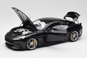 Aston Martin Vanquish Onyx Czarny AUTOart 1:18 70247 Metal — zdjęcie 2 z 8