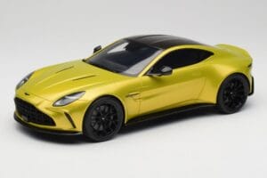 Aston Martin Vantage Cosmopolitan Yellow GT Spirit 1:18 GT514 Żywica