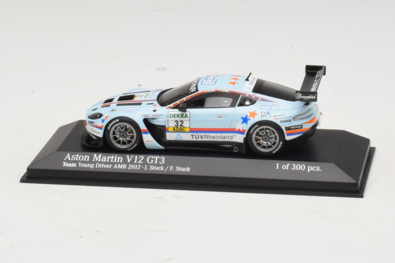 Aston Martin Vantage V12 GT3 #32 J. Stuck ADAC GT Masters 2012 Minichamps 1:43 437121332 Metal