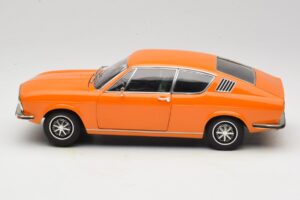 Audi 100 C1 Coupe S Pomarańczowy Anson 1:18 30402 Metal — zdjęcie 4 z 8