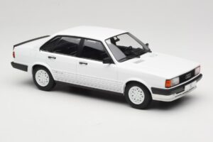 Audi 80 B2 GTE Biały MCG 1:18 MCG18527 Metal — zdjęcie 4 z 6