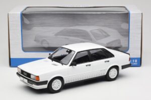 Audi 80 B2 GTE Biały MCG 1:18 MCG18527 Metal — zdjęcie 6 z 6