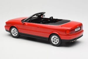 Audi 80 B3 Kabriolet Czerwony MCG 1:18 MCG18371 Metal — zdjęcie 5 z 6