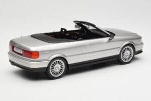 Audi 80 B3 Kabriolet Srebrny MCG 1:18 MCG18373 Metal — zdjęcie 2 z 6
