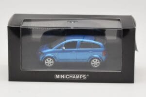 Audi A2 Light Blue Metallic Minichamps 1:43 AUDI007 Metal — zdjęcie 4 z 4