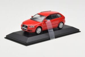 Audi A3 8P Sportback Czerwony Minichamps 1:43 5010403023 Metal — zdjęcie 2 z 4