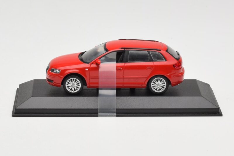 Audi A3 8P Sportback Czerwony Minichamps 1:43 5010403023 Metal
