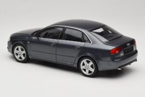 Audi A4 B7 Szary Metalik Minichamps 1:18 100014400 Metal — zdjęcie 7 z 8