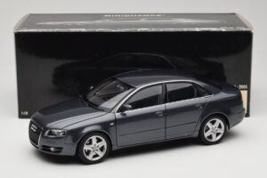Audi A4 B7 Szary Metalik Minichamps 1:18 100014400 Metal — zdjęcie 8 z 8