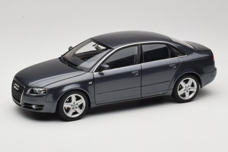 Audi A4 B7 Szary Metalik Minichamps 1:18 100014400 Metal