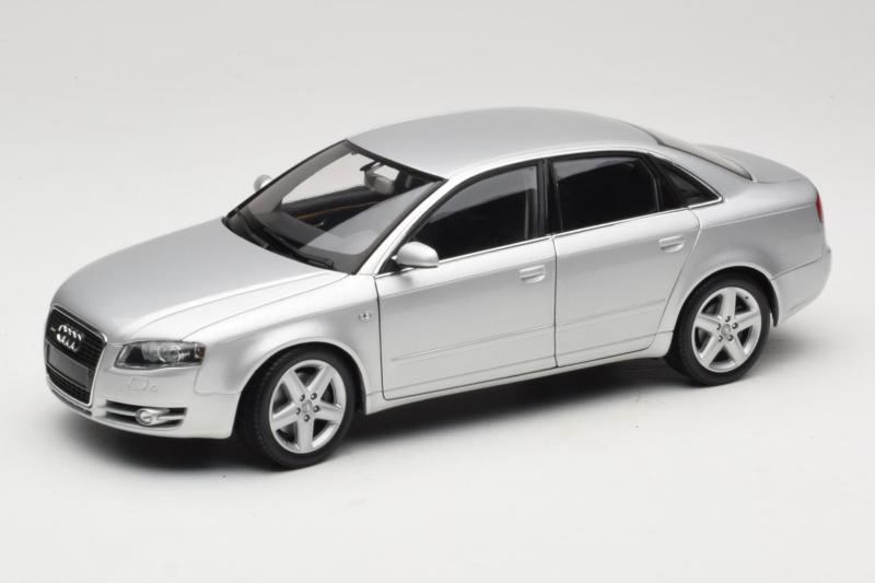Audi A4 B7 Srebrny Minichamps 1:18 100014402 Metal