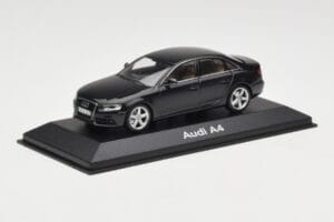 Audi A4 B8 3.2 Quattro Phantom Black Minichamps 1:43 5010704133 Metal — zdjęcie 2 z 4