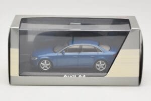 Audi A4 B8 3.2 Quattro Aruba Blue Minichamps 1:43 5010704123 Metal — zdjęcie 4 z 4
