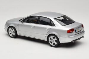 Audi A4 B8 3.2 Quattro Srebrny Minichamps 1:18 5010404115 Metal — zdjęcie 7 z 8