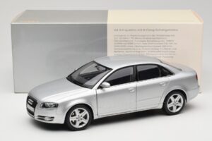 Audi A4 B8 3.2 Quattro Srebrny Minichamps 1:18 5010404115 Metal — zdjęcie 8 z 8