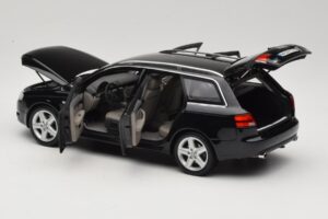 Audi A4 B8 Avant 3.2 Quattro Czarny Minichamps 1:18 5010404225 Metal — zdjęcie 5 z 8