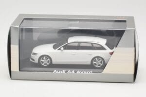 Audi A4 B8 Avant Ibis White Minichamps 1:43 5010804213 Metal — zdjęcie 4 z 4
