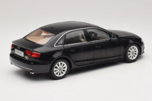 Audi A4L B8 Czarny Paudi Model 1:18 AUDI012 Metal — zdjęcie 3 z 8