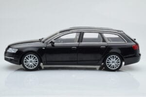 Audi A6 C6 Avant Czarny Norev 1:18 188304 Metal — zdjęcie 5 z 8