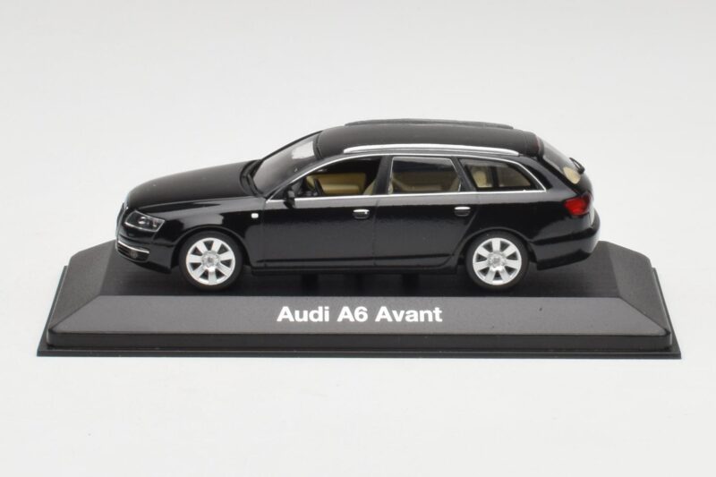 Audi A6 C6 Avant Phantom Czarny Minichamps 1:43 5010406233 Metal
