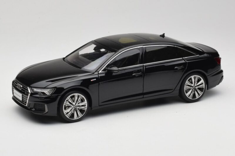 Audi A6L C8 Czarny Paudi Model 1:18 42499 Metal