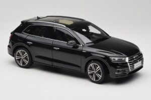 Audi Q5L FY Czarny Paudi Model 1:18 26732 Metal — zdjęcie 6 z 8