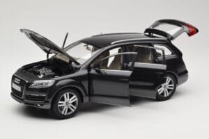 Audi Q7 4L Lava Grey Minichamps 1:18 5010507625 Metal — zdjęcie 2 z 8