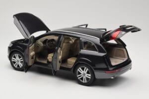 Audi Q7 4L Lava Grey Minichamps 1:18 5010507625 Metal — zdjęcie 5 z 8