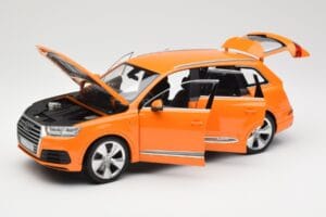 Audi Q7 4M Pomarańczowy Metallic Minichamps 1:18 110014004 Metal — zdjęcie 2 z 8