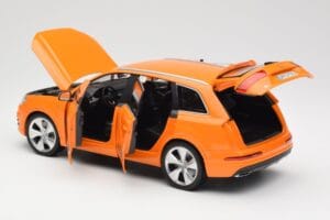 Audi Q7 4M Pomarańczowy Metallic Minichamps 1:18 110014004 Metal — zdjęcie 5 z 8