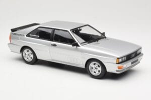 Audi Quattro B2 Srebrny Minichamps 1:18 155016122 Metal — zdjęcie 4 z 6