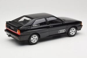 Audi Quattro Czarny Metalik Minichamps 1:18 155016121 Metal — zdjęcie 2 z 6