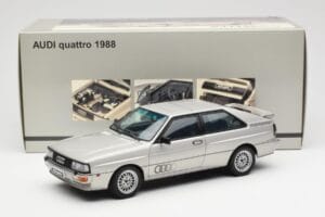 Audi Quattro LWB Srebrny AUTOart 1:18 70303 Metal — zdjęcie 8 z 8