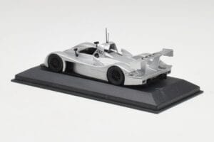 Audi R10 Concept Ice Srebrny Metallic Minichamps 1:43 AUDI001 Metal — zdjęcie 3 z 4